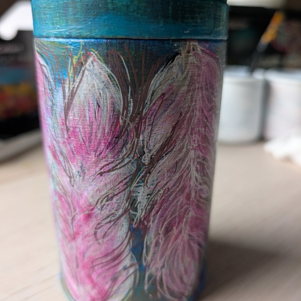 Colorful Feather Patterned Painted Tin